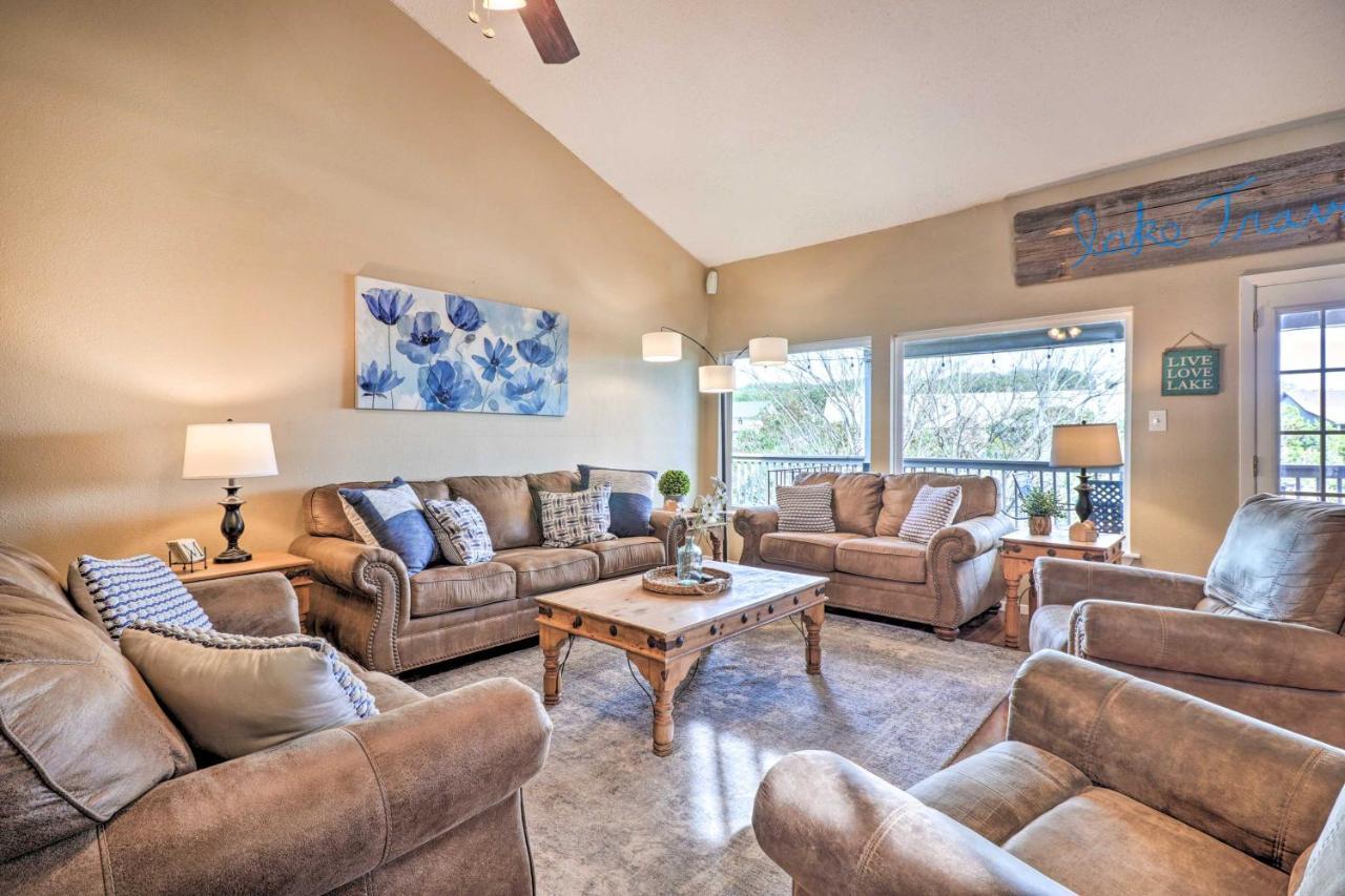 Lakefront Home With Point Venture Golf Access! Eksteriør billede