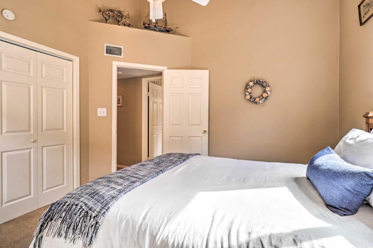 Lakefront Home With Point Venture Golf Access! Eksteriør billede